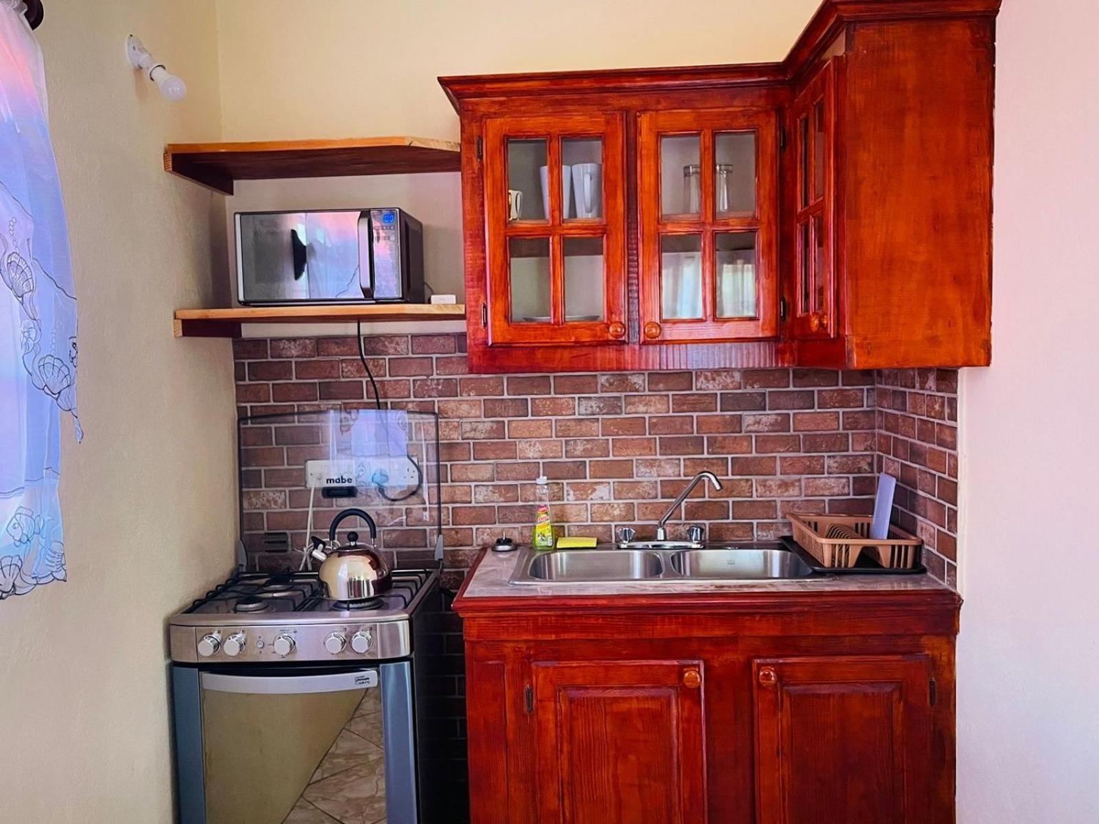 Castle Berry Apartments Кингстаун Екстериор снимка